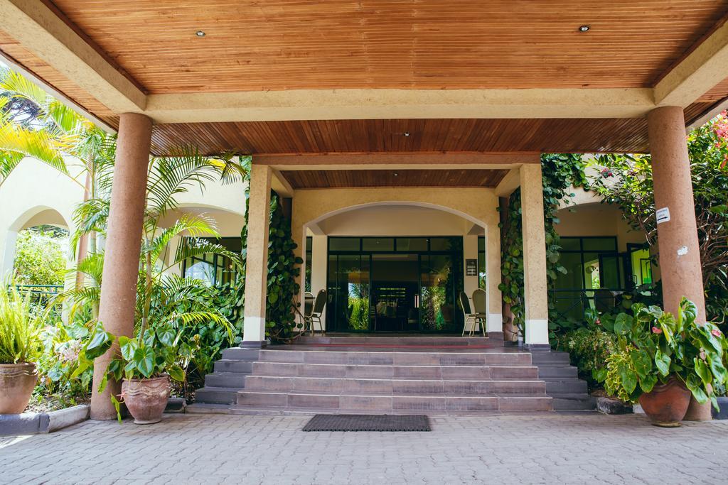 Gorillas Volcanoes Hotel Ruhengeri Exterior foto